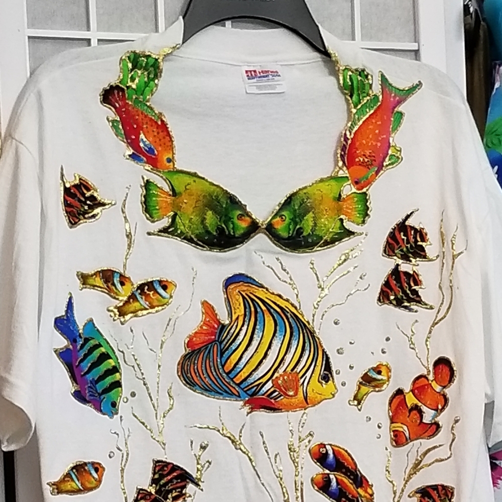 Custom Made, Hand appliqued glitter sea life T-shirt, size L